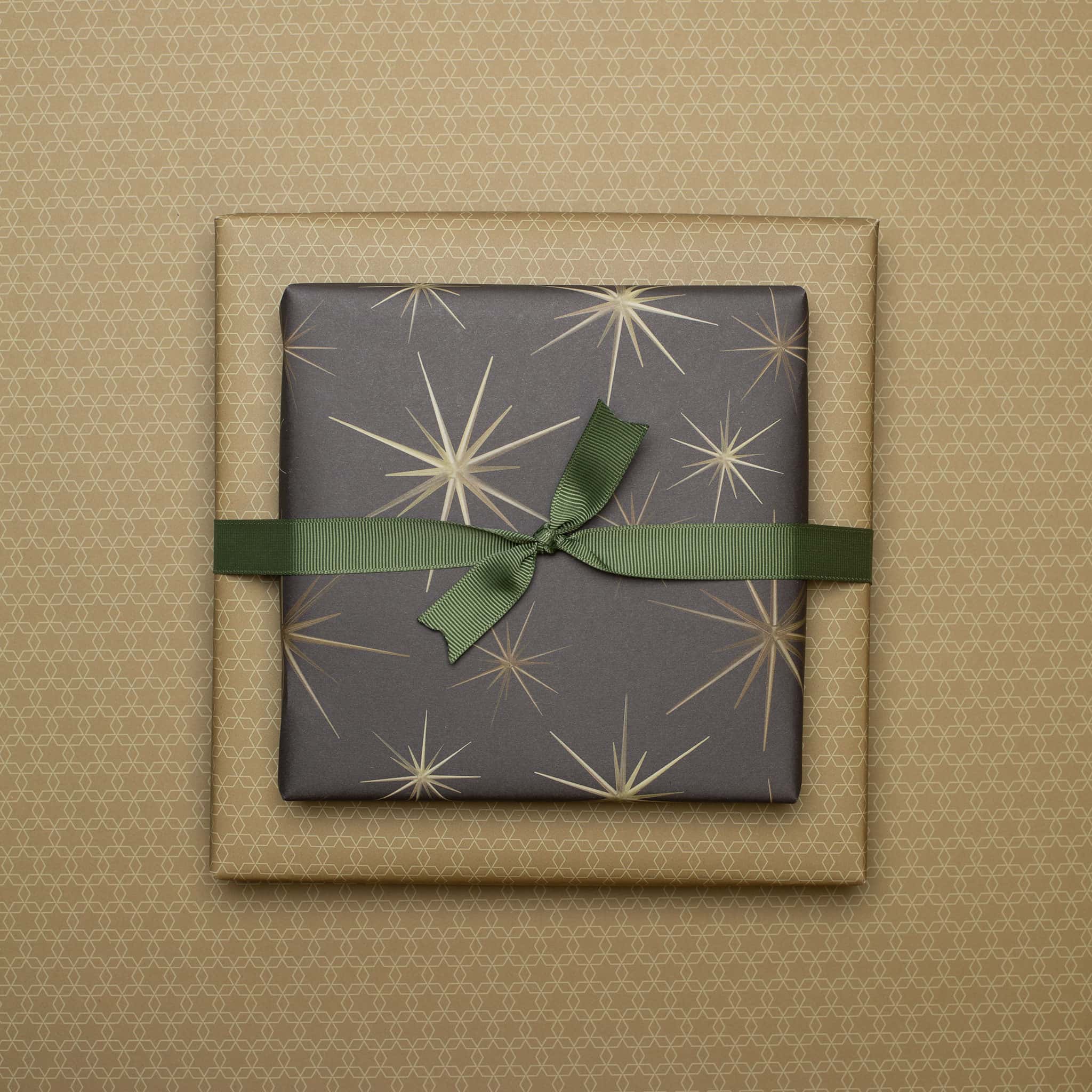 Gift wrap "Starburst"