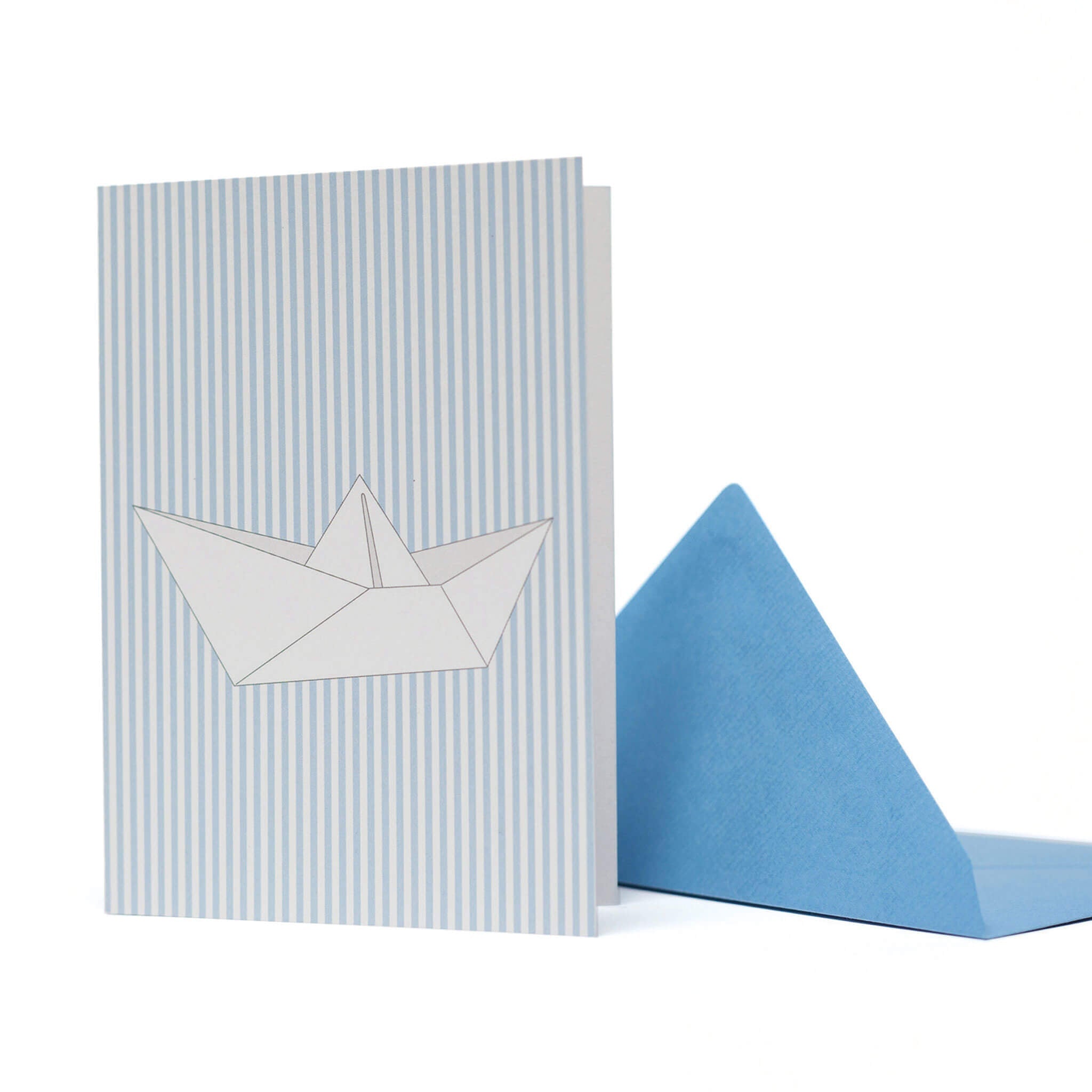 BABYKARTE PAPIERBOOT vor Streifen in hellblau von My Pretty Circus | CS-BOA1619-BL