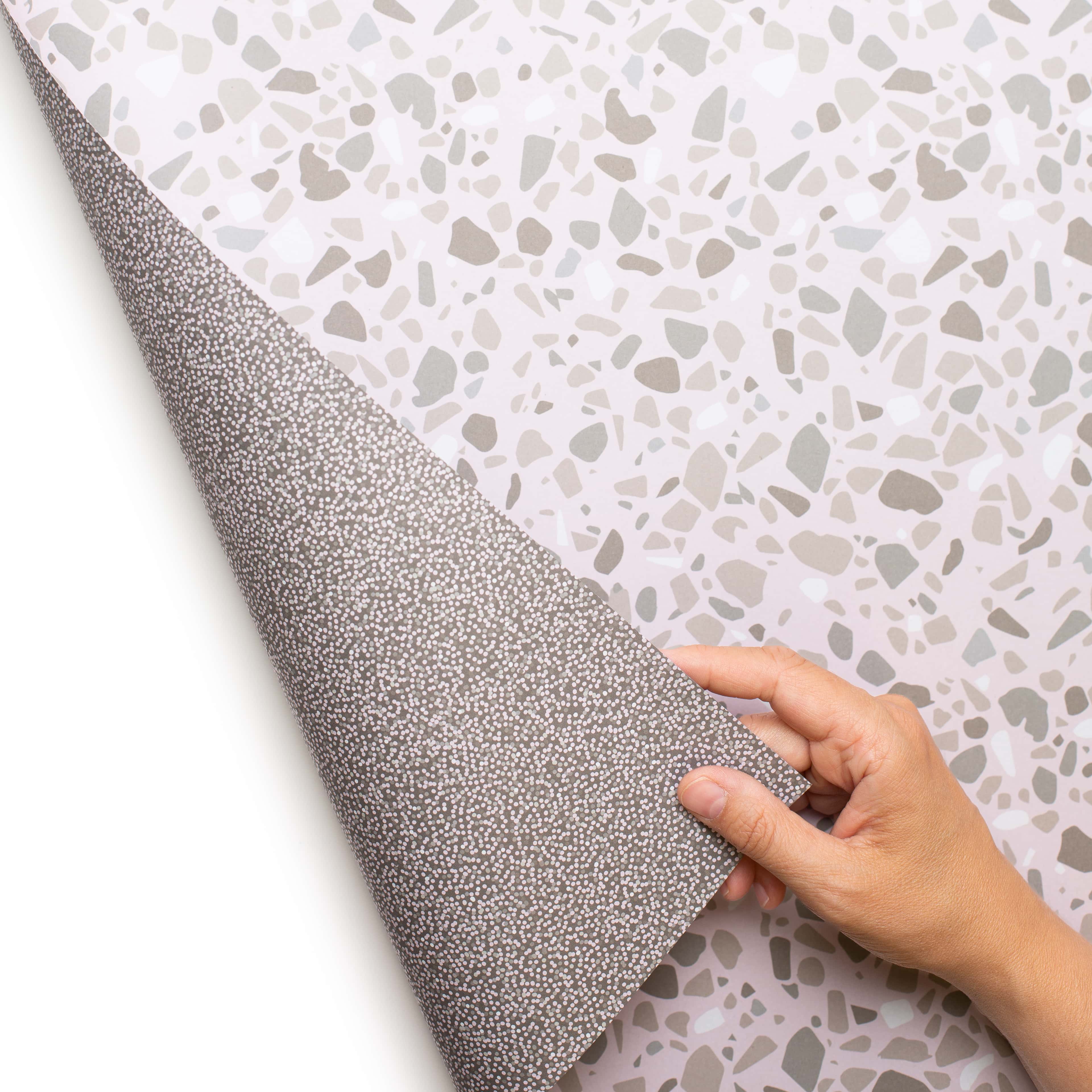 Geschenkpapier "Terrazzo" mit blassrosa Terrazzomuster - doppelseitig bedruckt auf 100% Recyclingpapier von My Pretty Circus | RW-TER2138-PA