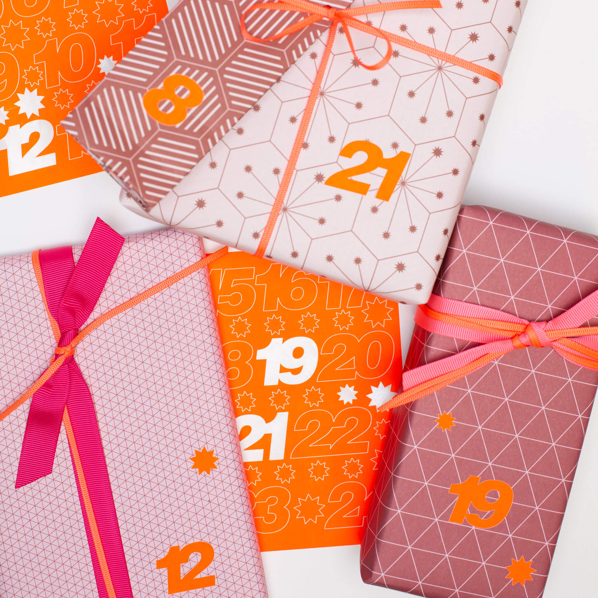 Adventskalender Zahlen Sticker in Neon Rot - 2 DIN A6 Bogen Aufkleber aus Haftpapier von My Pretty Circus | ST-ADV2103-NR