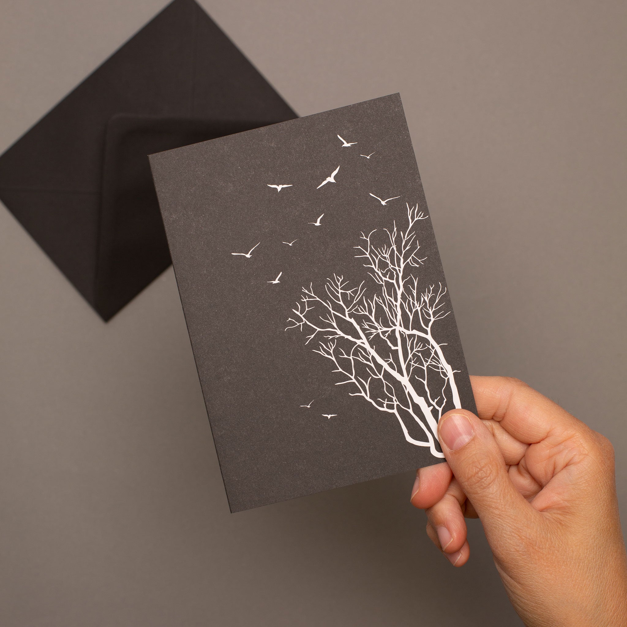 Mourning card tree and birds