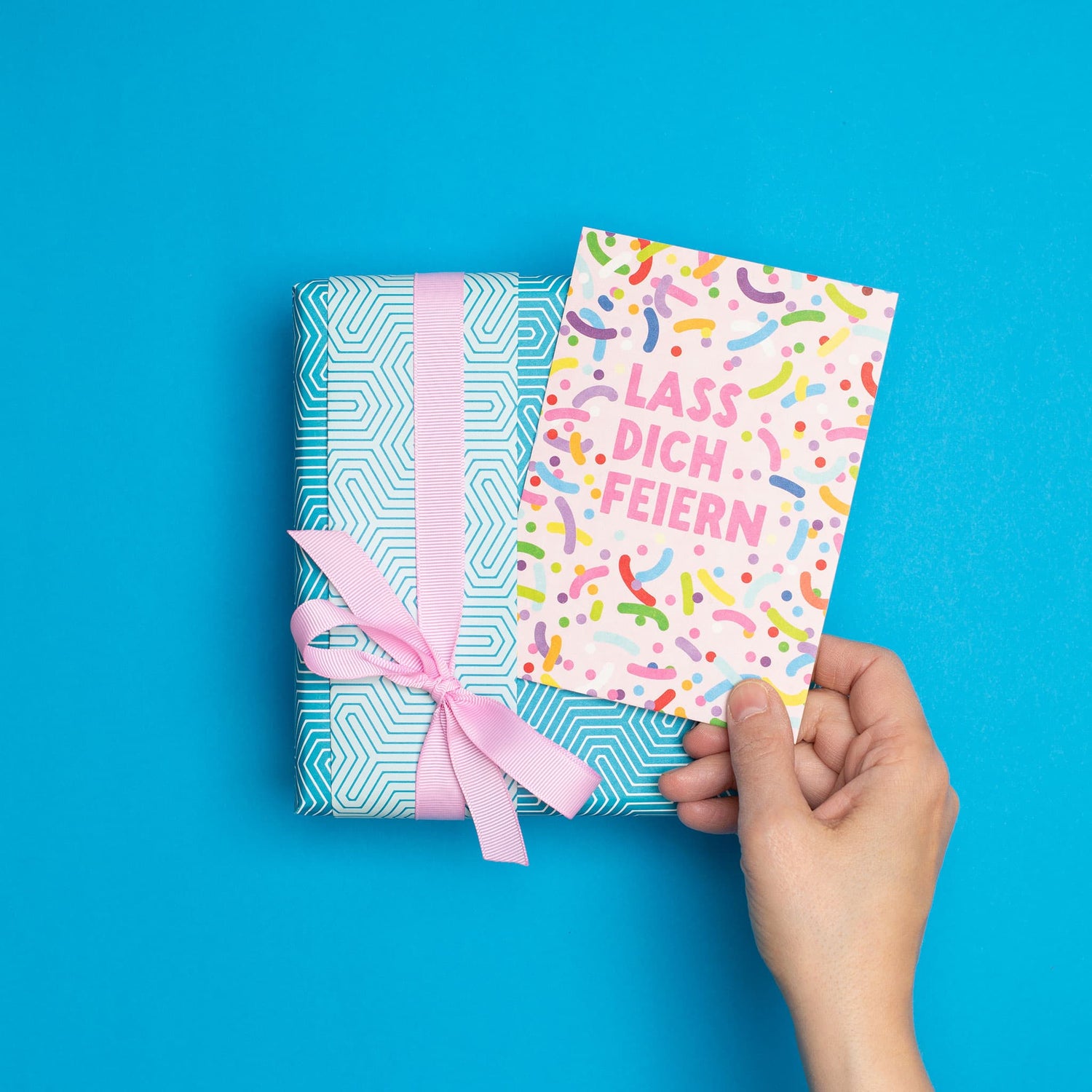 Postkarte Streusel "Lass Dich feiern"