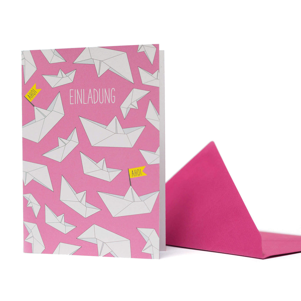 EINLADUNGSKARTE für Kinder mit Papierbooten in pink von My Pretty Circus | CS-AHO1611-PI