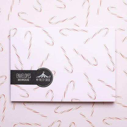 BRIEFUMSCHLÄGE ROSA ZUCKERSTANGEN - Briefumschläge mit Zuckerstangen für Weihnachtsgrüße, Set aus 8 rosa Kuverts in C5 mit selbstklebender Klappe und Adressetiketten zum Beschriften-EN-CAN2206-RO | My Pretty Circus