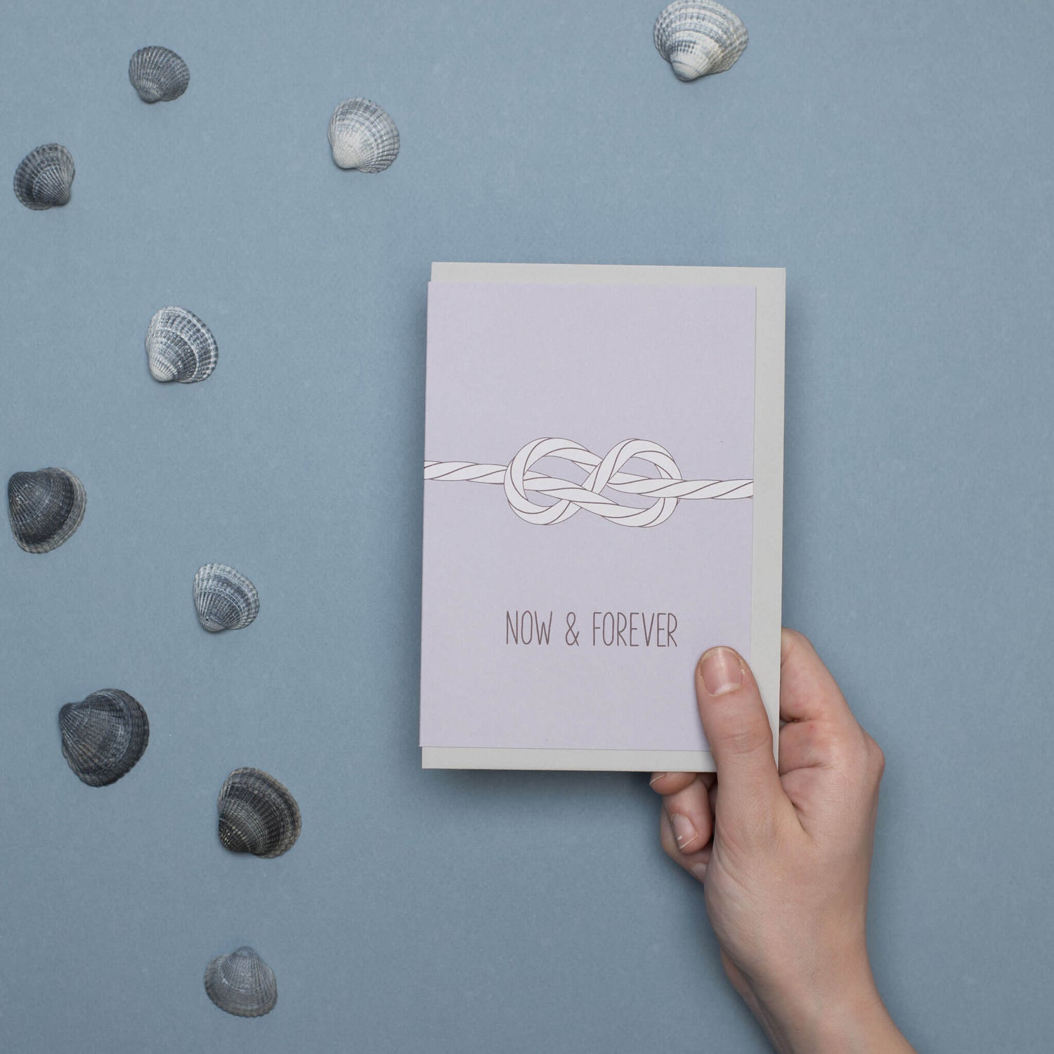 HOCHZEITSKARTE &quot;NOW &amp; FOREVER&quot; mit maritimem Achterknoten in lavendel von My Pretty Circus | GC-NOW1941-LI
