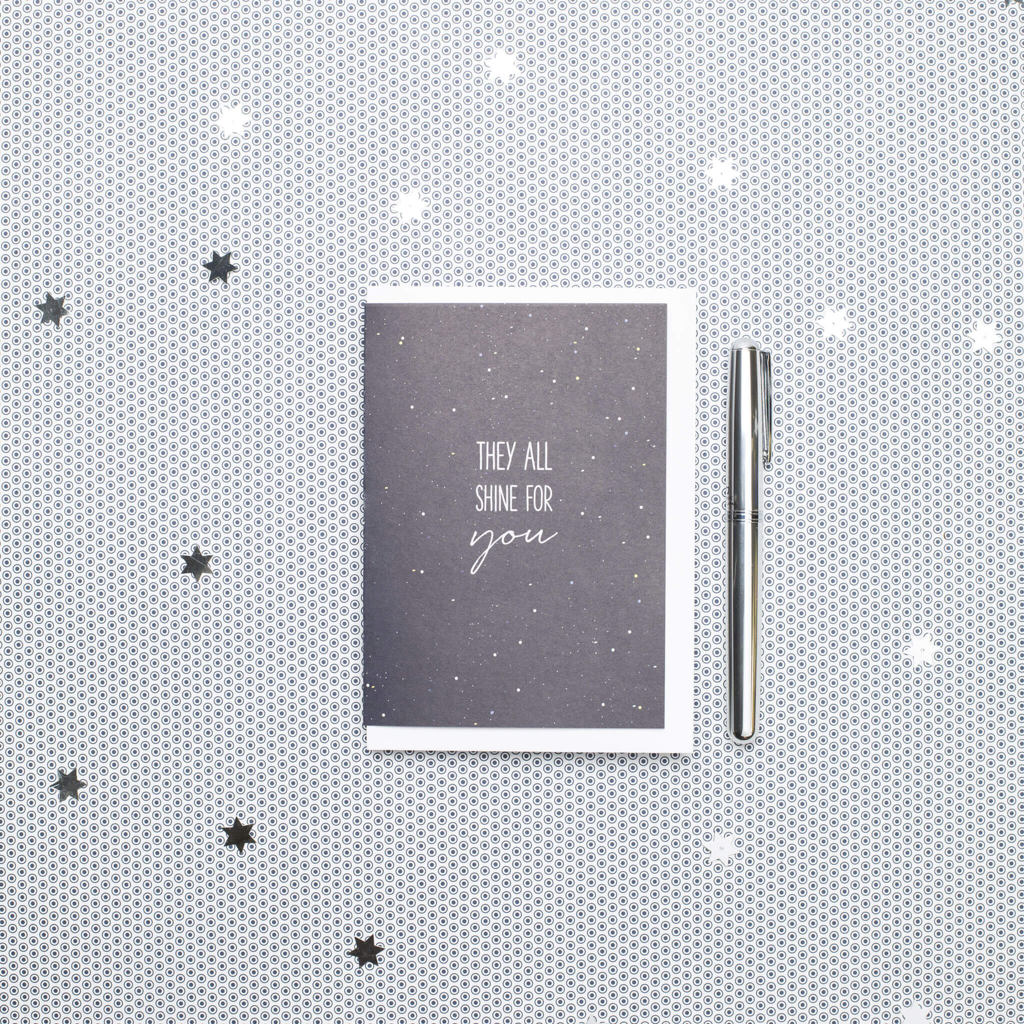 GRUSSKARTE &quot;THEY ALL SHINE FOR YOU&quot; mit Sternenhimmel in dunkelblau von My Pretty Circus | GC-STA2201-DB