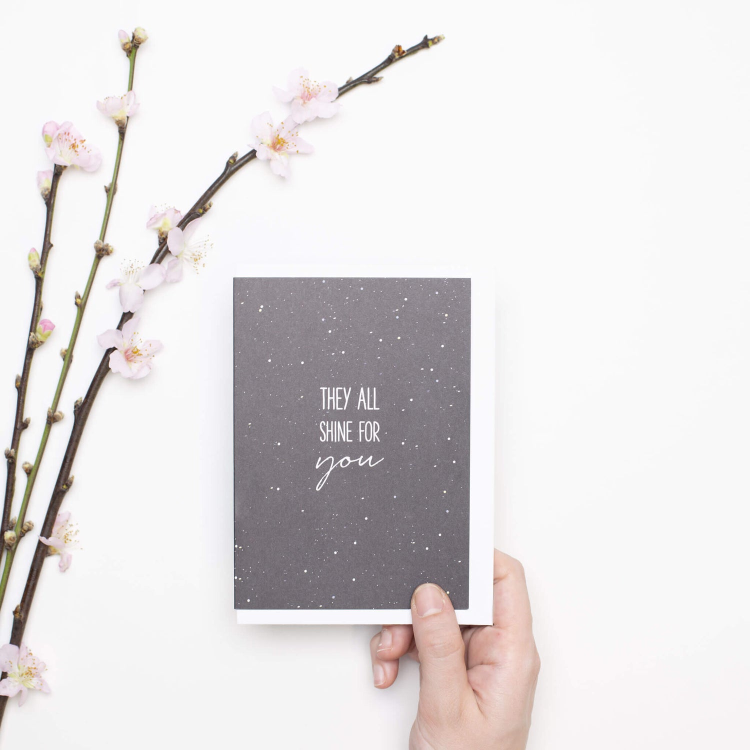 GRUSSKARTE &quot;THEY ALL SHINE FOR YOU&quot; mit Sternenhimmel in dunkelblau von My Pretty Circus | GC-STA2201-DB
