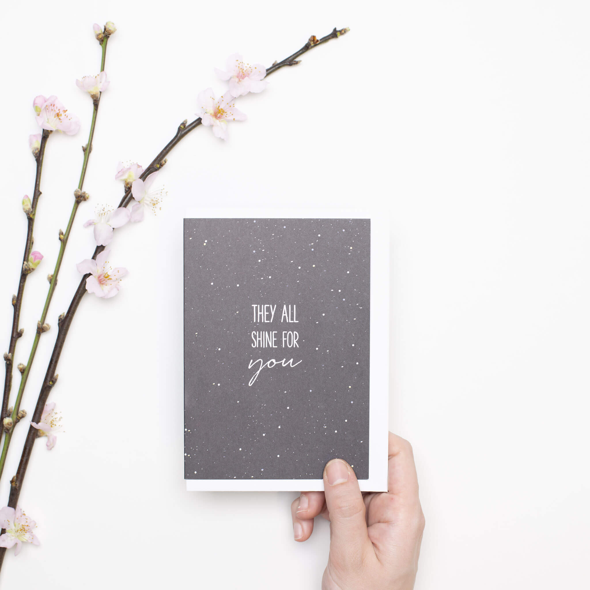 GRUSSKARTE &quot;THEY ALL SHINE FOR YOU&quot; mit Sternenhimmel in dunkelblau von My Pretty Circus | GC-STA2201-DB