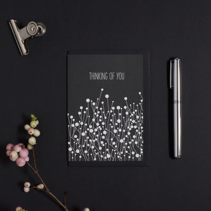 TRAUERKARTE &quot;THINKING OF YOU&quot; mit Dornen in schwarz von My Pretty Circus | GC-THO1619-BK