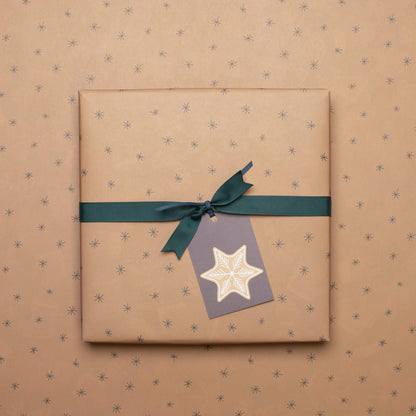 Geschenkanhänger &quot;Lebkuchen&quot; - 5er Set mit Stern aus Lebkuchen und farblich passendem Band - 100% Recyclingpapier von My Pretty Circus | GT-GIN2201-BR