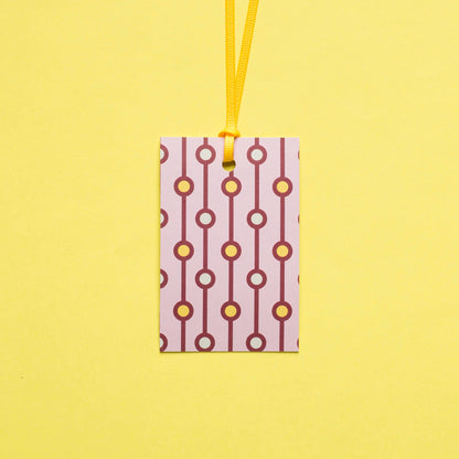 Geschenkanhänger &quot;Perlen&quot; - 5er Set mit rosa Perlenmuster und farblich passendem Band - 100% Recyclingpapier von My Pretty Circus | GT-PEA011-RO