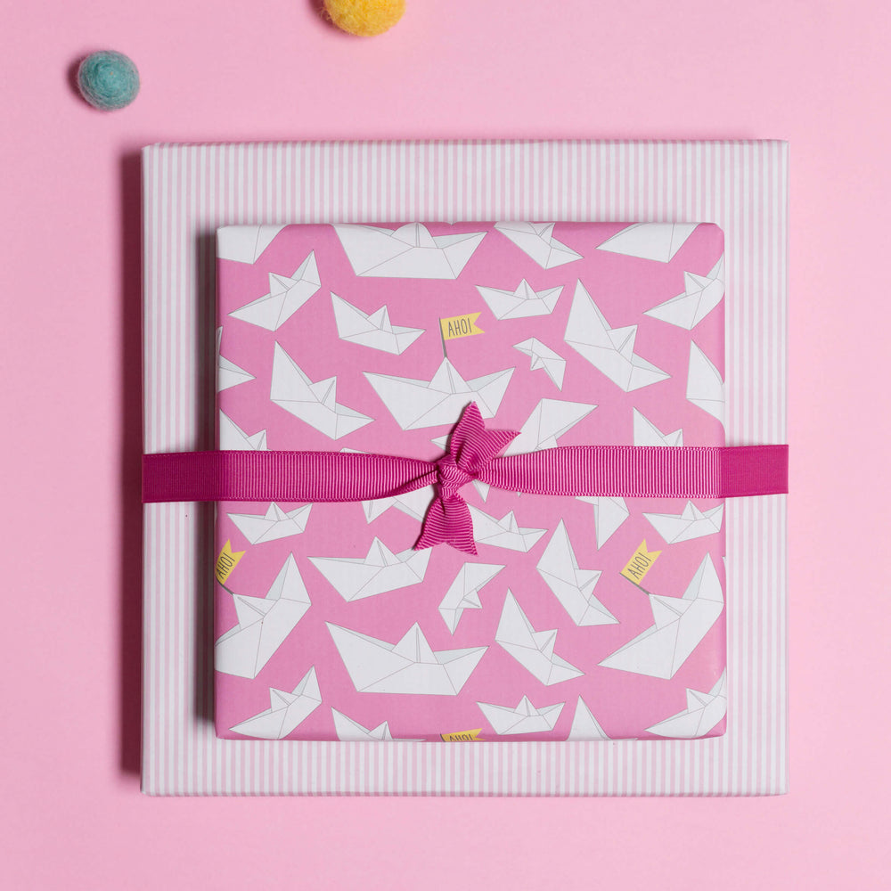 Gift wrap "Folding boats"