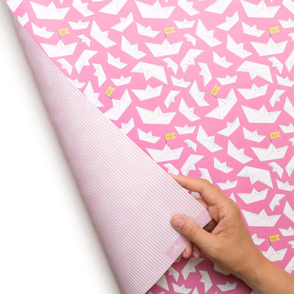 Geschenkpapier &quot;Faltboote&quot; und Streifen in pink - doppelseitig bedruckt auf 100% Recyclingpapier  von My Pretty Circus | RW-AHO1614-PI