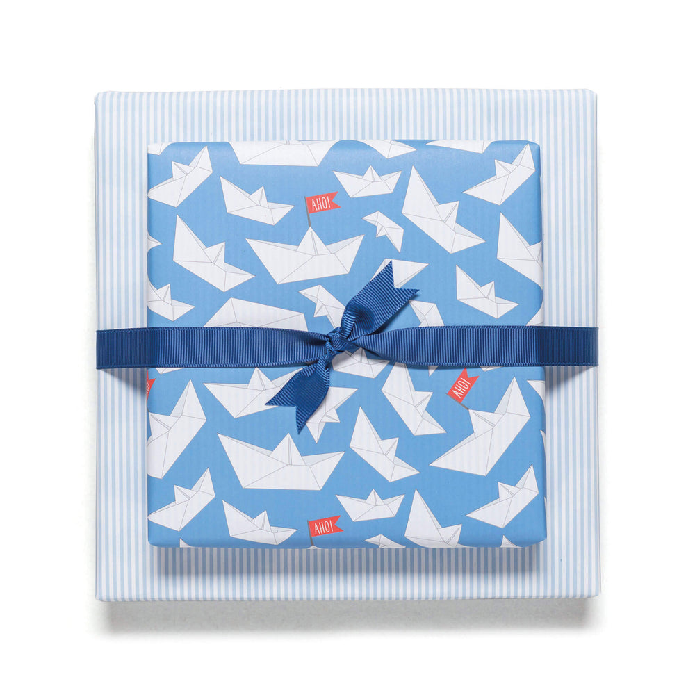 Gift wrap "Folding boats"