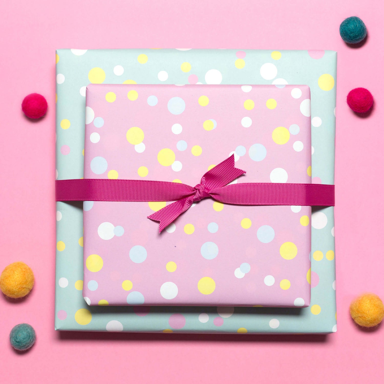 Geschenkpapier &quot;Konfetti&quot; in rosa &amp; mint - doppelseitig bedruckt auf 100% Recyclingpapier  von My Pretty Circus | RW-CON1618-LP