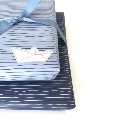 Geschenkpapier &quot;Wasser&quot; in hellblau und blau - doppelseitig bedruckt auf 100% Recyclingpapier  von My Pretty Circus | RW-WAT1824-BL