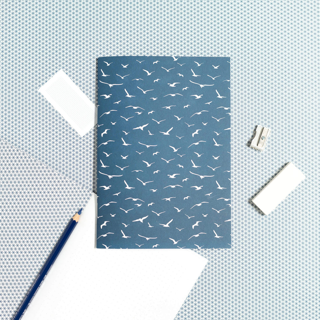 Notizheft "Möwen" - Notizbuch in DIN A5 mit maritimem blauem Möwen Motiv - Recyclingpapier von My Pretty Circus | NB-BIR1801-PT