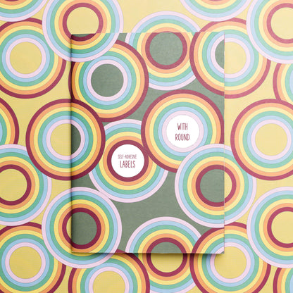 Notizheft &quot;Regenbögen&quot; - Notizbuch in DIN A5 mit Kreisen in Regenbogendarben - Recyclingpapier von My Pretty Circus | NB-RAI2006-OL