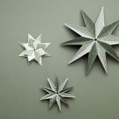Origami Papier &quot;Tannenzweige&quot; für kreatives Basteln - 25 Blatt doppelseitiges Faltpapier mit mint und grünen Tannenzweigen aus 15x15cm Recyclingpapier-OR-BRA2209-MI | My Pretty Circus