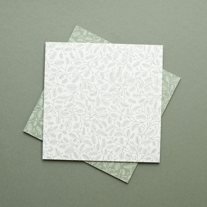 Origami Papier &quot;Tannenzweige&quot; für kreatives Basteln - 25 Blatt doppelseitiges Faltpapier mit mint und grünen Tannenzweigen aus 15x15cm Recyclingpapier-OR-BRA2209-MI | My Pretty Circus