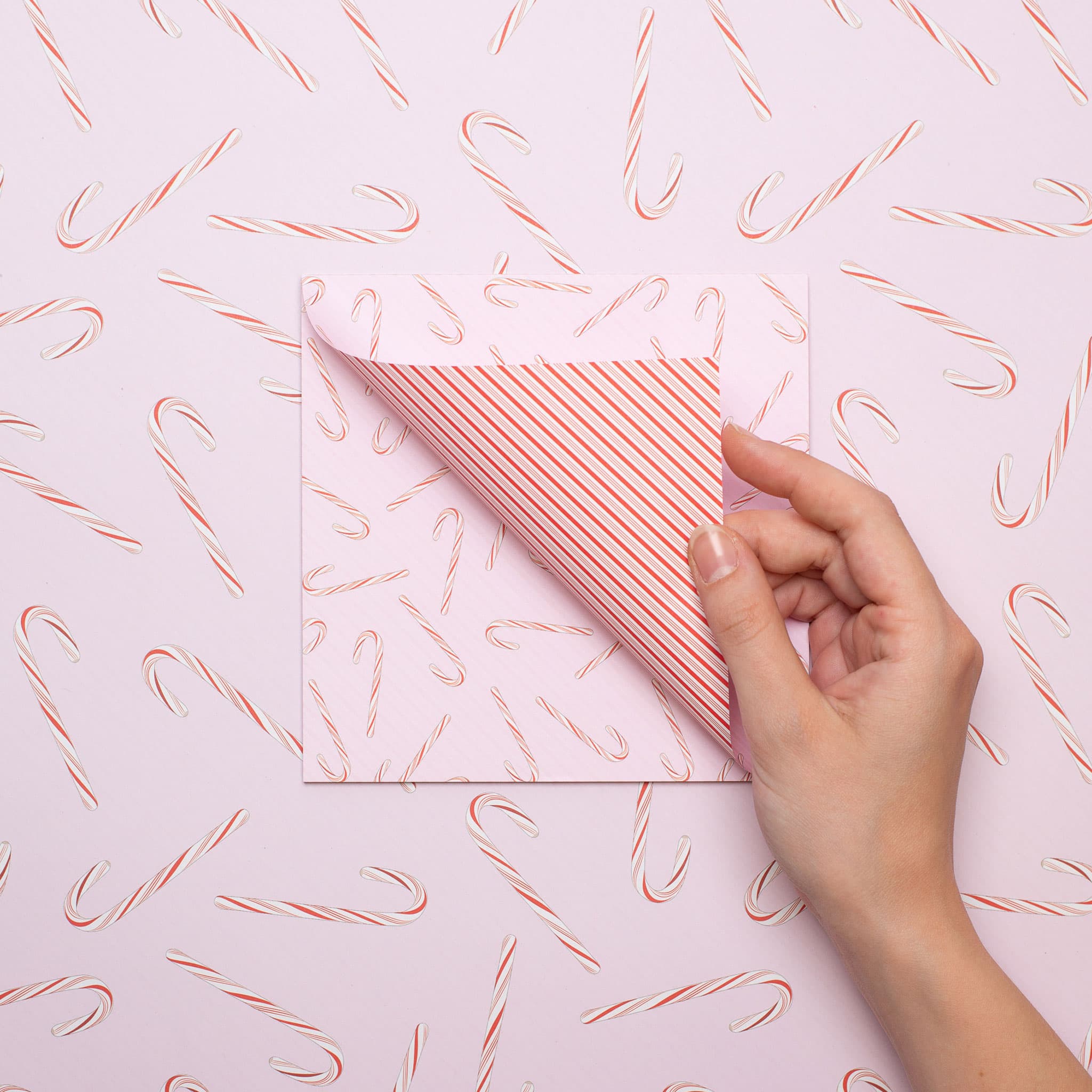 Origami Papier &quot;Zuckerstangen&quot; -  25 Blatt doppelseitiges Faltpapier mit rosa rotem Candy Cane Muster aus 15x15cm Recyclingpapier-OR-CAN2106-RO | My Pretty Circus