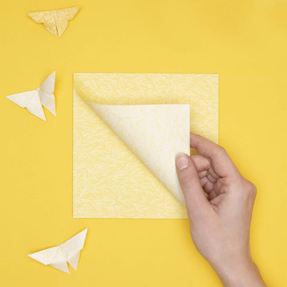 Origami Papier &quot;Pflanzen&quot; für kreatives Basteln - 25 Blatt doppelseitiges Faltpapier mit zartgelbem Pflanzenmuster aus 15x15cm Recyclingpapier-OR-PLA2104-YE | My Pretty Circus