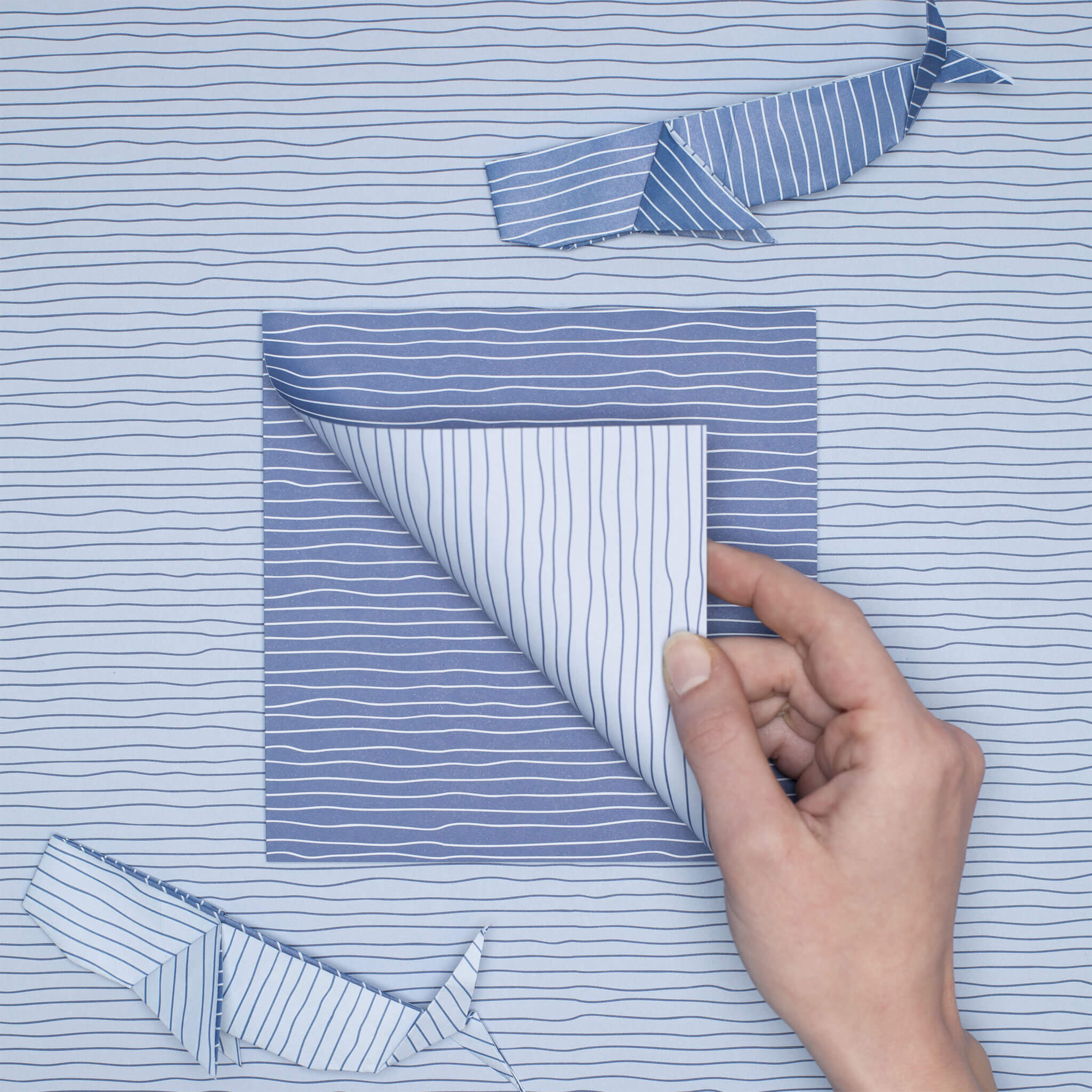 Origami Papier &quot;Wasser&quot; für kreatives Basteln - 25 Blatt doppelseitiges Faltpapier mit blauen Linien aus 15x15cm Recyclingpapier-OR-WAT2103-BL | My Pretty Circus