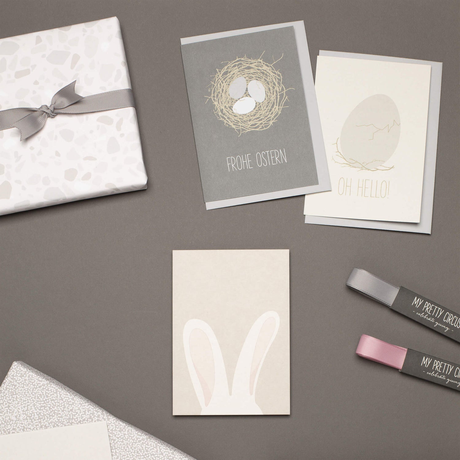 Postkarte &quot;Hase&quot; - stabile Karte aus Holzschliffpappe mit Hasenohren in beige von My Pretty Circus | PC-BUN2009-BE