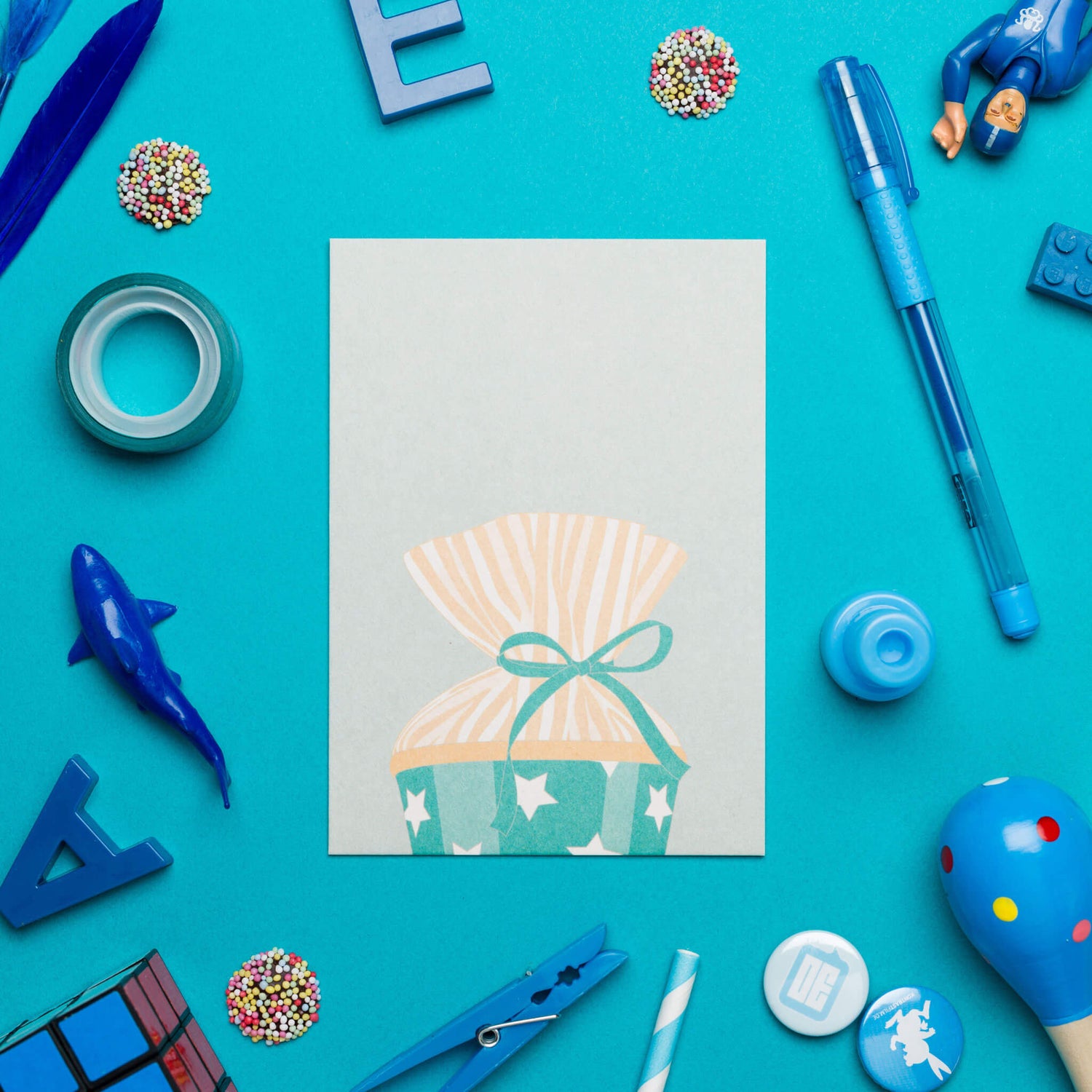 Postkarte &quot;Schultüte&quot; - stabile Karte aus Holzschliffpappe mit Zuckertüte in tükis und gelb von My Pretty Circus | PC-SCH2010-TQ