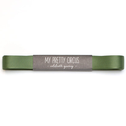 Olivgrünes Geschenkband: 16mm Rips- Schleifenband | My Pretty Circus | RB-16G2228-OL