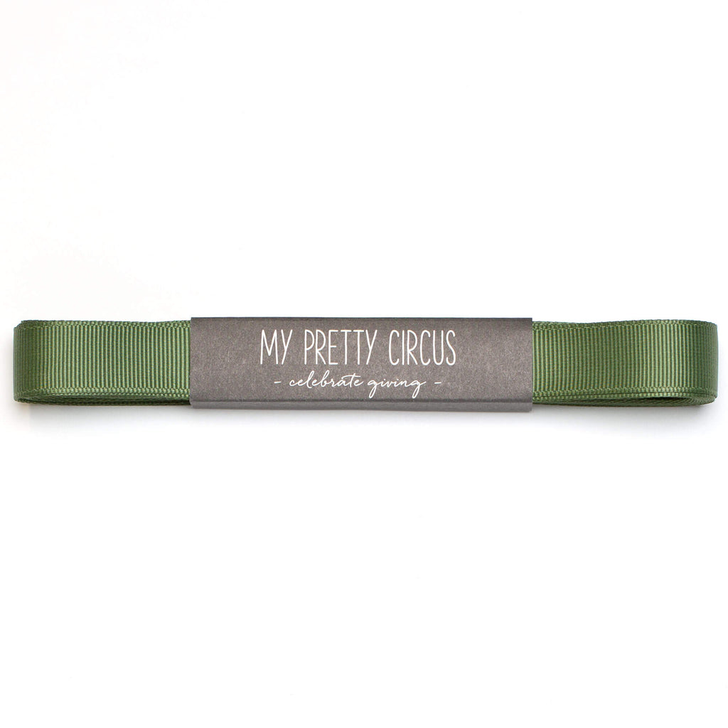 Olivgrünes Geschenkband: 16mm Rips- Schleifenband | My Pretty Circus | RB-16G2228-OL