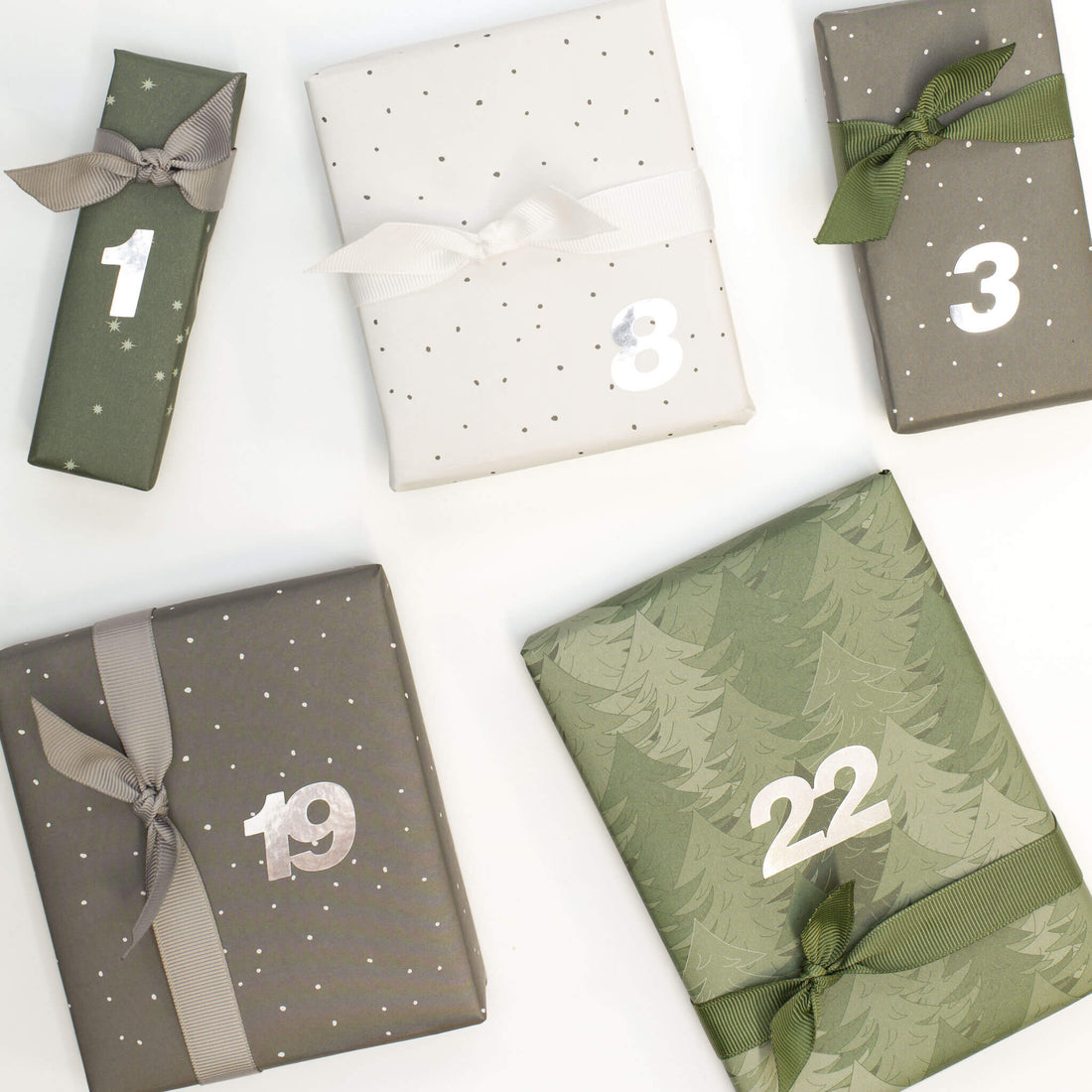 Adventskalender Zahlen Sticker in Silber 2 DIN A6 Bogen Aufkleber aus Haftfolie von My Pretty Circus | ST-ADV2105-SI