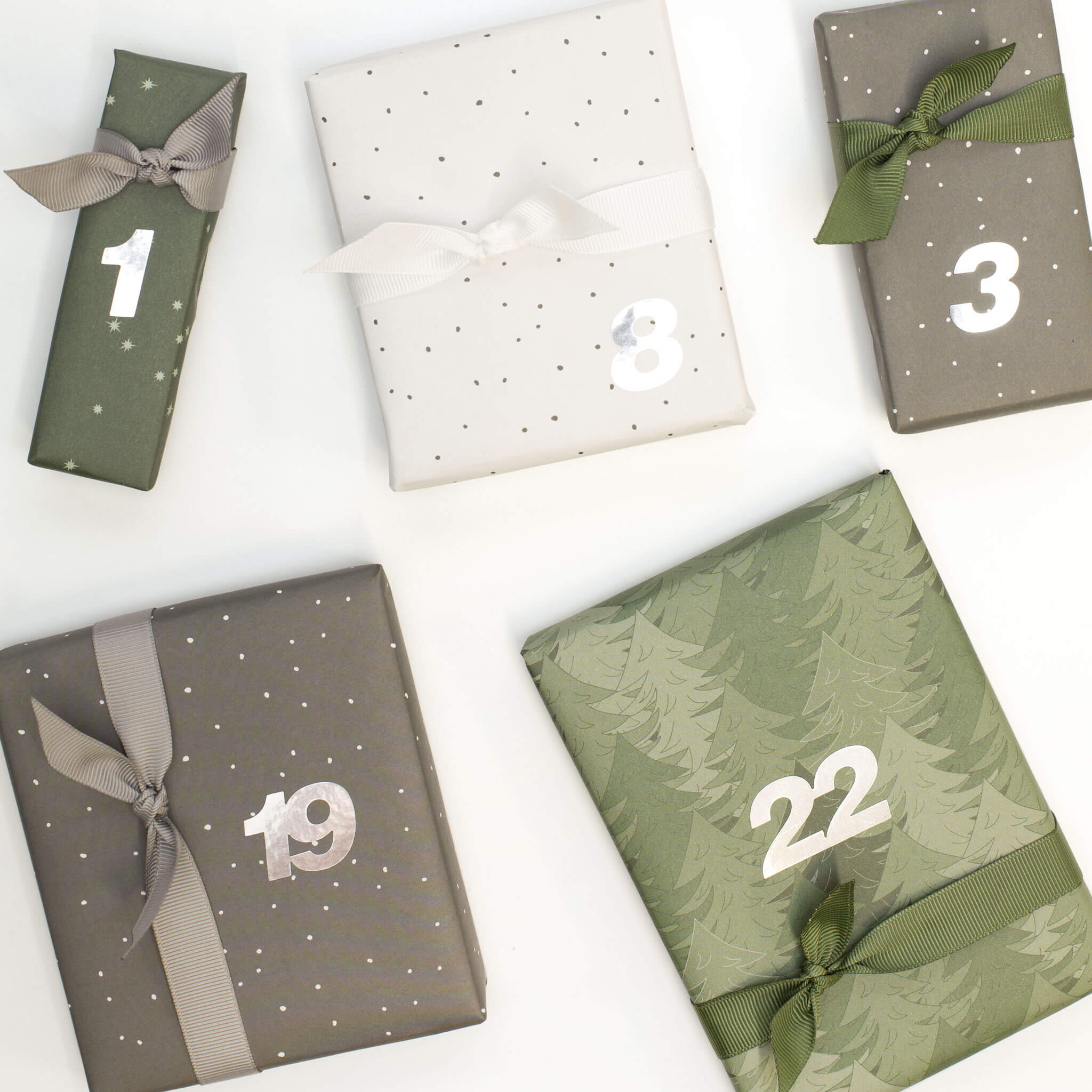 Adventskalender Zahlen Sticker in Silber 2 DIN A6 Bogen Aufkleber aus Haftfolie von My Pretty Circus | ST-ADV2105-SI
